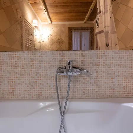 Apartament 208 - Quercia, Giardino E Piscina - Cherry House *